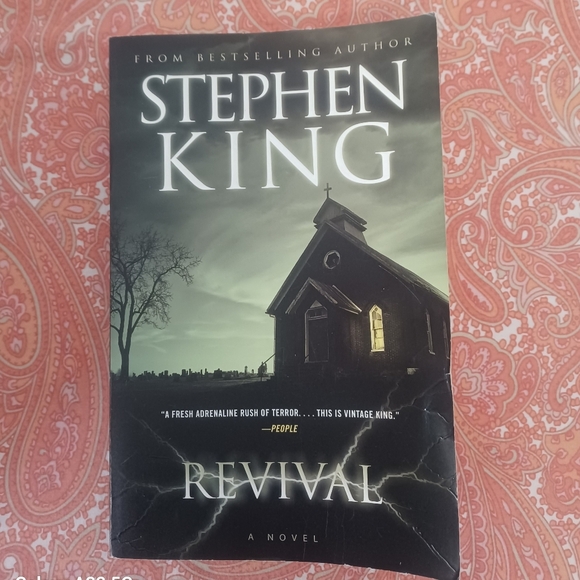 2 Stephen King Novels - Christine And Revival - Picture 2 of 5